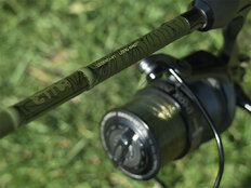 Delphin ETNA Camo LongSHOT+ | 360cm/3,35lbs/2 pcs